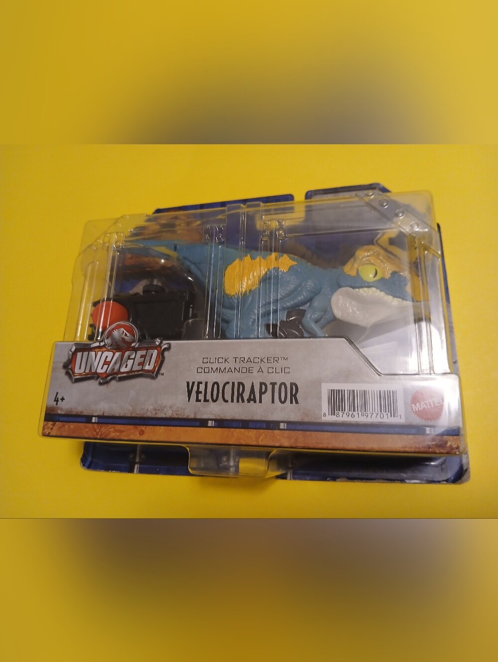 Jurassic World Dominion Uncaged Click Tracker Velociraptor Toy Mattel